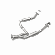 Load image into Gallery viewer, MagnaFlow Conv Direct Fit 07-09 Chevy Trailblazer SS 6.0L V8 - 5451650