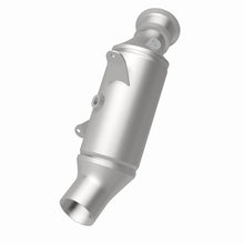 Load image into Gallery viewer, MagnaFlow Direct Fit Catalytic Converter 2015 BMW 640i/740i Underbody - 52254
