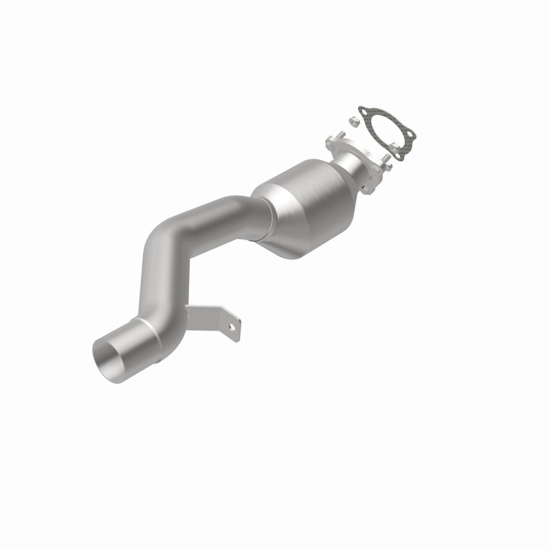 MagnaFlow 10-11 Cayenne V8 4.8 OEM Underbody Direct Fit Converter - 21-595