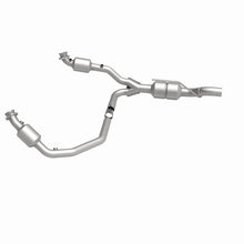 Load image into Gallery viewer, MagnaFlow Direct Fit Catalytic Converter Dodge 01-02 Ram 1500/2500/3500 Van 5.9L - 458003