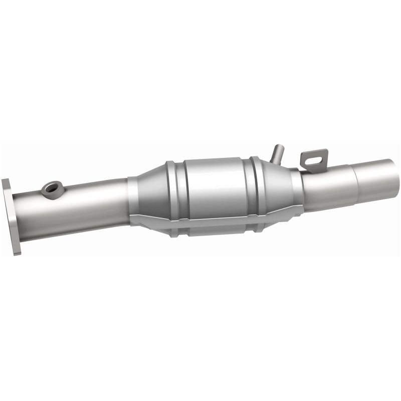 MagnaFlow Direct Fit Catalytic Converter 95 Volkswagen Golf 2.8L - 23713