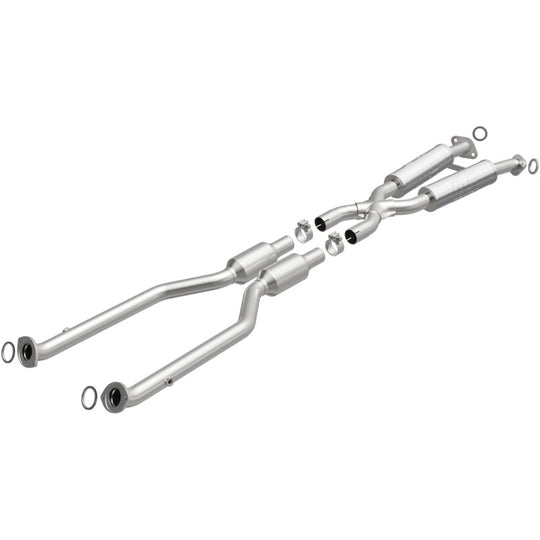 MagnaFlow 15-17 RC350 V6 3.5 OEM Underbody Direct Fit Converter - 21-051