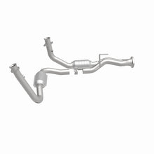 Load image into Gallery viewer, MagnaFlow Direct Fit Catalytic Converter 05-06 Jeep Grand Cherokee 3.7L Y-Pipe Assembly - 49687