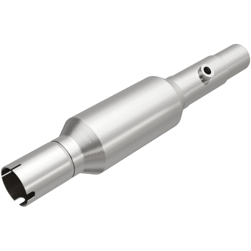 MagnaFlow Direct Fit Catalytic Converter 96-98 Jeep Grand Cherokee Underbody - 4451226