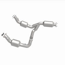 Load image into Gallery viewer, MagnaFlow 2021 Chevrolet Express 2500 4.3L Underbody Direct-Fit Catalytic Converter - 280429