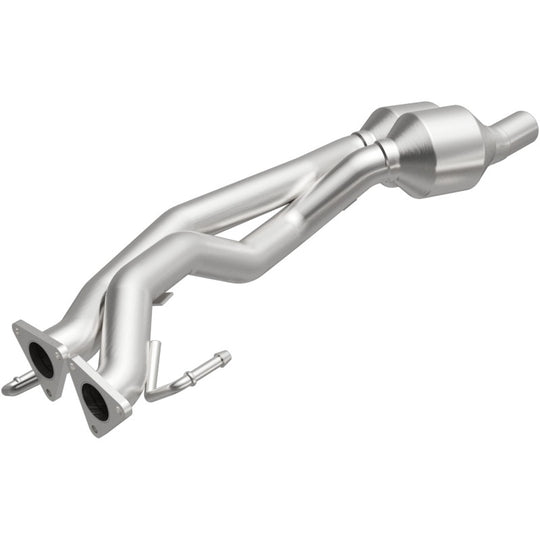 MagnaFlow Direct Fit Catalytic Converter 07 VW Touareg 3.6L Rear - 51957