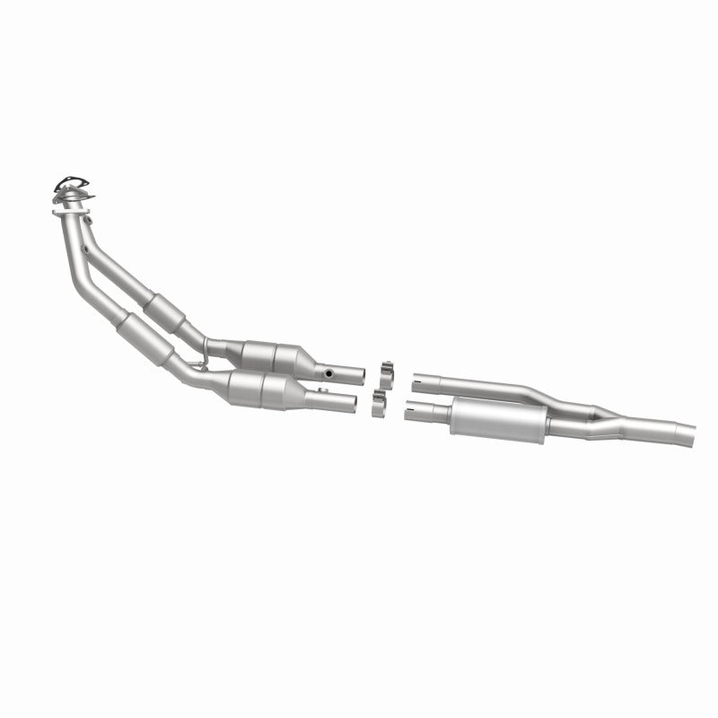 MagnaFlow Direct Fit Catalytic Converter TT QUATTRO-08 3.2L OEM - 49716