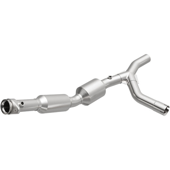 MagnaFlow 2007 Ford E-150 4.6L Direct Fit Converter - 5582310