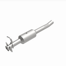Load image into Gallery viewer, MagnaFlow 16-19 Ford F-650 V10 6.8L Underbody Direct Fit Catalytic Converter - 280445