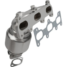 Load image into Gallery viewer, MagnaFlow Direct Fit Catalytic Converter 07-09 Hyundai Santa Fe 2.7L - 51634