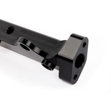 Load image into Gallery viewer, AEM 03-06 Evo 8 &amp; 9 Black Fuel Rail - 25-131BK