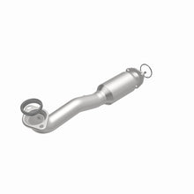 Load image into Gallery viewer, MagnaFlow 10-11 Honda CR-V California Catalytic Converter Direct Fit - 5571783