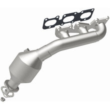 Load image into Gallery viewer, MagnaFlow Direct Fit Catalytic Converter 2009 Kia Borrego 3.8L Passenger Side - 51401