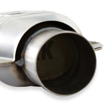 Load image into Gallery viewer, Flowmaster Universal 225 SRS. E.D. 2.50in. Catalytic Converter - 2250225