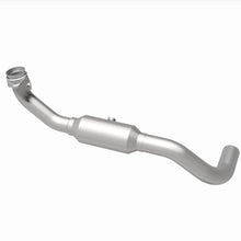 Load image into Gallery viewer, MagnaFlow 05-06 Ford Expedition 5.4L Direct Fit Converter - 4651412