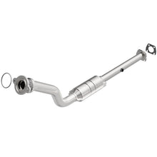 Load image into Gallery viewer, MagnaFlow Direct Fit Catalytic Converter 98-01 GM MidSize 3.1L - 51814