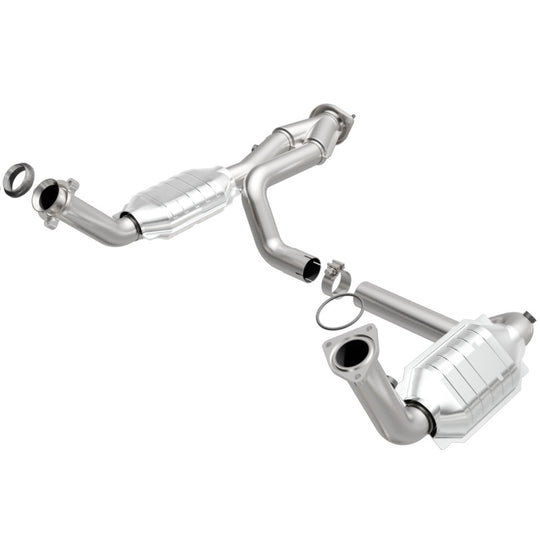 MagnaFlow DF Cat. Conv 02-06 Cadillac Truck. 8 5.3L Dual Conv. Y-Pipe Assy 2wd/Chevy Truck 99-07 - 51097