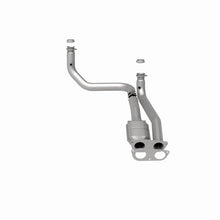 Load image into Gallery viewer, MagnaFlow Direct Fit Catalytic Converter 98-00 Chevy 3500 7.4L Fro - 93607