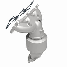 Load image into Gallery viewer, MagnaFlow DF Cat. Conv05-06 Hyundai Santa Fe/05-09 Tucson / 05-08 Kia Sportage D/S Manifold - 50675