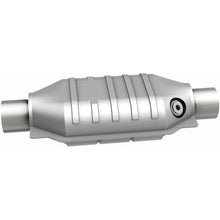 Load image into Gallery viewer, MagnaFlow Universal Catalytic Converter 2.25 W/O2 Boss - 94235