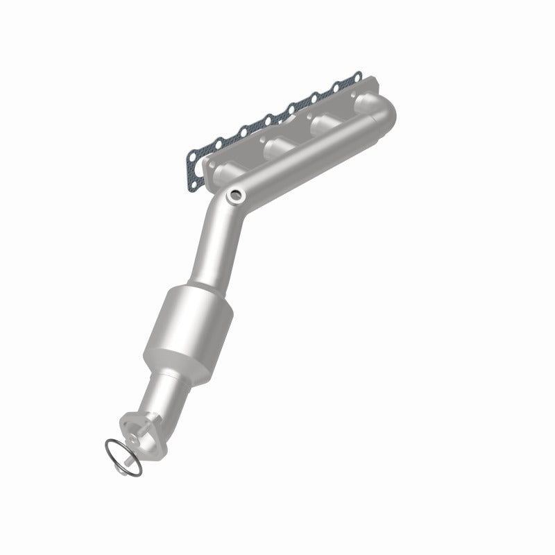 MagnaFlow 2004 Nissan Titan 5.6L Direct Fit Converter - 4583381