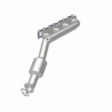 Load image into Gallery viewer, MagnaFlow 2004 Nissan Titan 5.6L Direct Fit Converter - 4583381