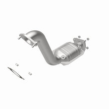 Load image into Gallery viewer, MagnaFlow Direct Fit Catalytic Converter 02-04 Ford Focus L4-2.0L - 52298