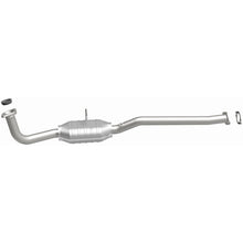 Load image into Gallery viewer, MagnaFlow Direct Fit Catalytic Converter 98-01 Metro/Swift 1.3 rr OE - 49563