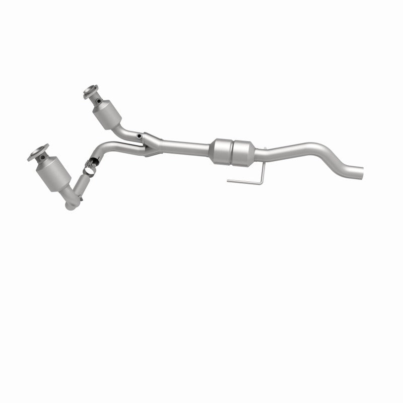 MagnaFlow Direct Fit Catalytic Converter 00-03 Durango 4WD 4.7L - 458047