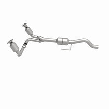 Load image into Gallery viewer, MagnaFlow Direct Fit Catalytic Converter 00-03 Durango 4WD 4.7L - 458047