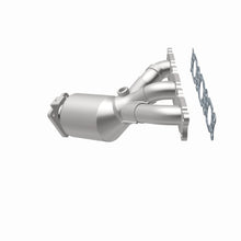Load image into Gallery viewer, MagnaFlow 2007 XC90 3.2L Underbody Direct Fit Converter - 52131