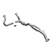 Load image into Gallery viewer, MagnaFlow Direct Fit Catalytic Converter 00-05 Blazer 4WD 4.3L - 93370