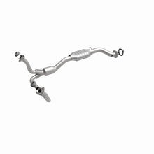 Load image into Gallery viewer, MagnaFlow Conv DF 01-05 Chevy Blazer 4.3L 2WD - 24898
