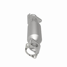 Load image into Gallery viewer, MagnaFlow 05-17 Nissan Frontier 4.0L Direct Fit Converter - 5582668