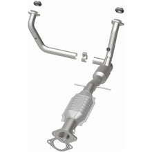 Load image into Gallery viewer, MagnaFlow DF Catalytic Conv 00-04 Chevy S10 Pickup 4.3L 2WD A/T / 00-04 GMC Sonoma 4.3L 2WD A/T - 23717