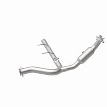 Load image into Gallery viewer, MagnaFlow Direct Fit Catalytic Conv 06-09 Ford Expedition / 07-09 Lincoln Navigator/Navigator L P/S - 49500
