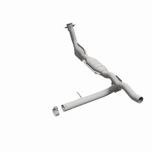 Load image into Gallery viewer, MagnaFlow DF Catalytic Conv 04-06 Ford F-150 Pickup 5.4L 4WD (Exc Heritage Edition) P/S (49 State) - 51744