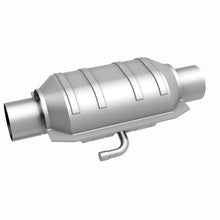 Load image into Gallery viewer, MagnaFlow Universal Catalytic Converter 3 W/Air FED - 94119