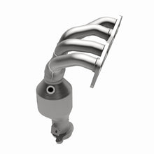 Load image into Gallery viewer, MagnaFlow Direct Fit Catalytic Converter 2009-2010 Pontiac Vibe 2.4L - 51078