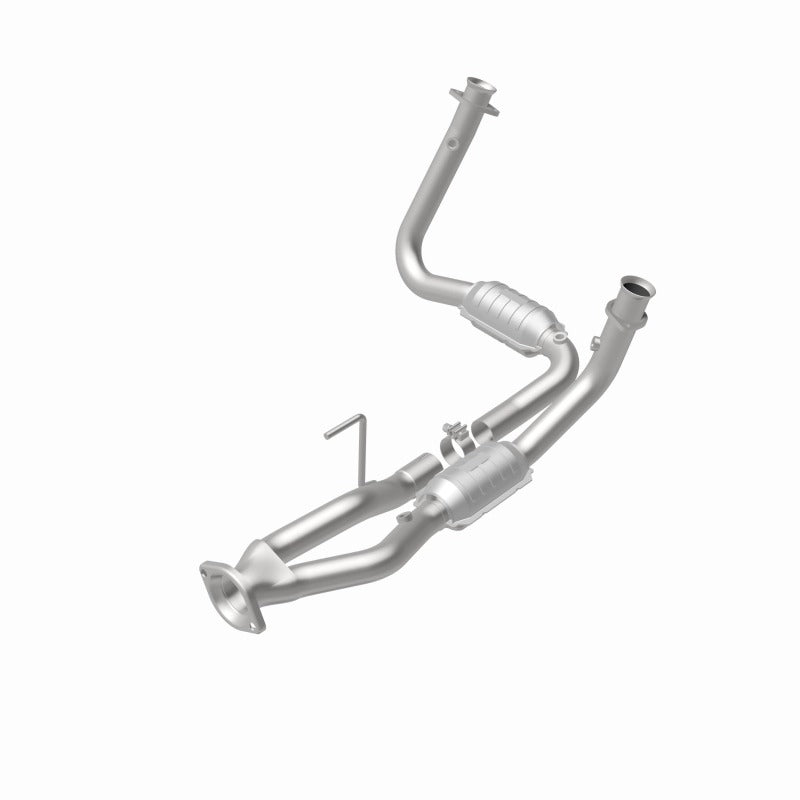MagnaFlow Direct Fit Catalytic Converter 05-06 Jeep Grand Cherokee 3.7L Y-Pipe Assembly - 49687