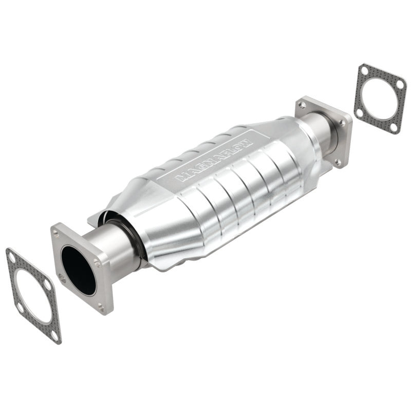 MagnaFlow Direct Fit Catalytic Converter Chevrolet-Isuzu 82 8 - 23652