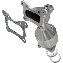 Load image into Gallery viewer, MagnaFlow Direct Fit Catalytic Converter 10-11 Honda CR-V 2.4L - 51781