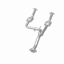 Load image into Gallery viewer, MagnaFlow Direct Fit Catalytic Converter 07 Jeep Liberty 3.7L - 23957