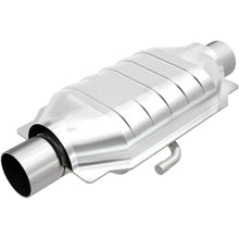 Load image into Gallery viewer, MagnaFlow Universal Catalytic Converter 2.25in Inlet 2.25in Outlet 16in Length 6.375in Width - 3391015