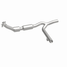 Load image into Gallery viewer, MagnaFlow 02-03 Ford F-150 5.4L Direct Fit Converter - 4583622