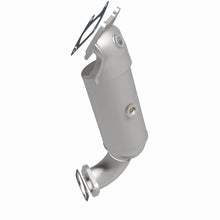 Load image into Gallery viewer, MagnaFlow 11-16 Dodge Grand Caravan 3.6L Direct Fit Converter - 5551227