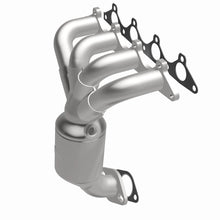 Load image into Gallery viewer, MagnaFlow Direct Fit Catalytic Converter 00-02 Hyundai Accent 1.5L - 51887