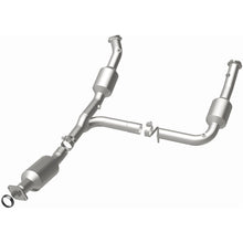Load image into Gallery viewer, MagnaFlow 04-05 Ford Explorer 4.6L Direct Fit Converter - 5481108