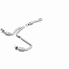 Load image into Gallery viewer, MagnaFlow 09-14 Chevrolet Express 1500 4.3L Direct Fit Converter - 5481134