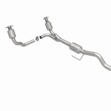 Load image into Gallery viewer, MagnaFlow Direct Fit Catalytic Converter 00-03 Dodge Durango 4.7L - 51338